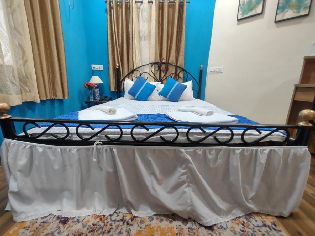 Celso'S Home Stay Панаджи Экстерьер фото